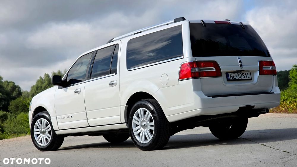Lincoln Navigator 5.4 4WD Luxury - 21