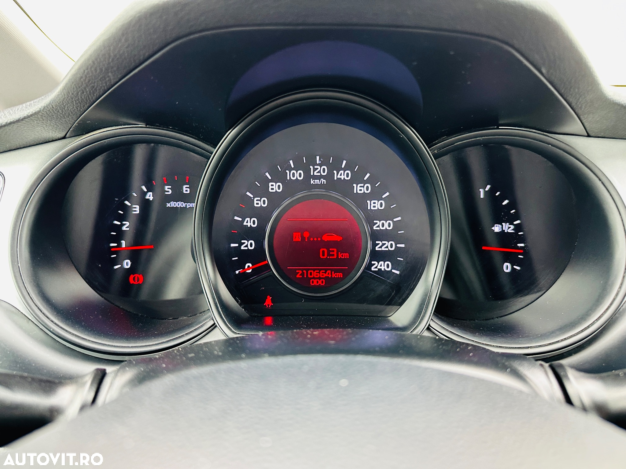 Kia Ceed 1.4 CRDi 90 SW Vision - 25
