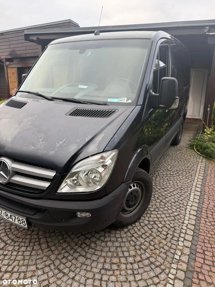 Mercedes-Benz Sprinter - 2