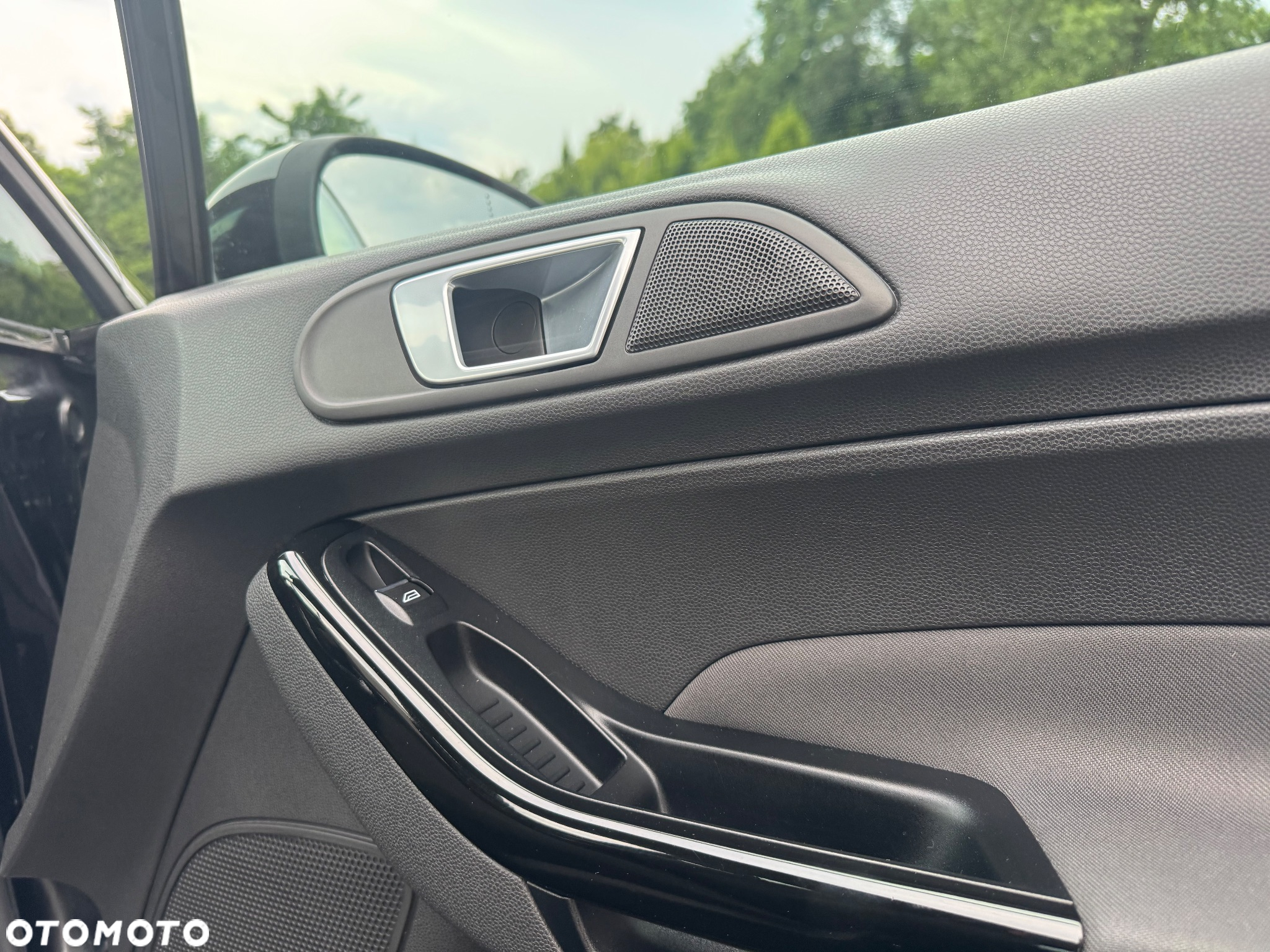 Ford Fiesta 1.0 EcoBoost Titanium - 31