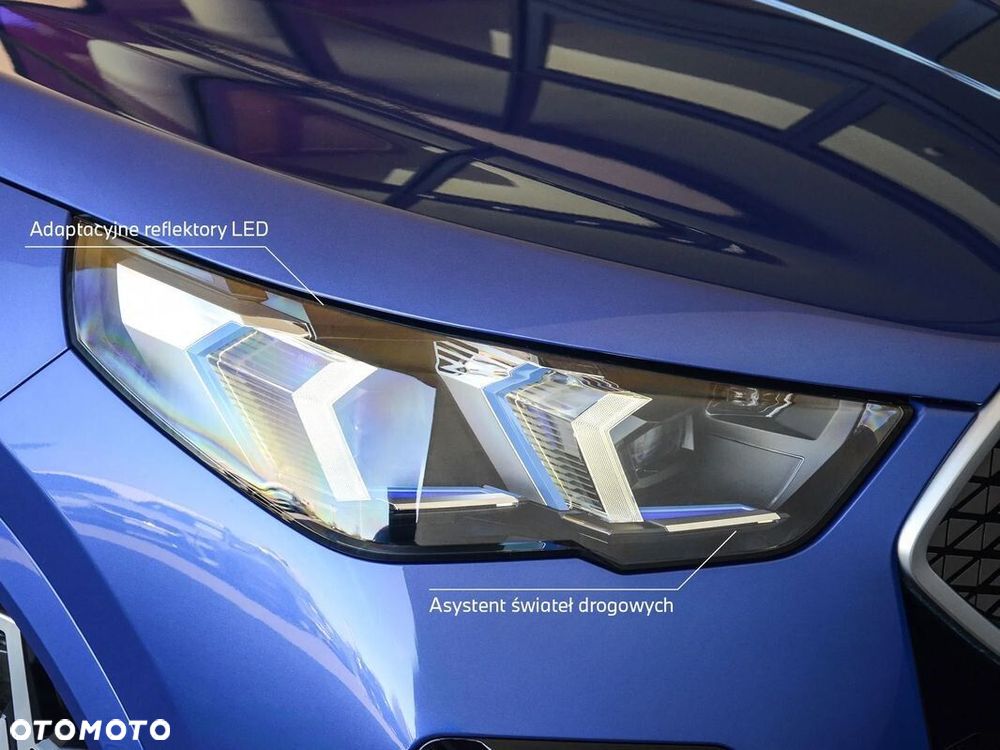 BMW iX2 xDrive30 66.5kWh M Sport - 11