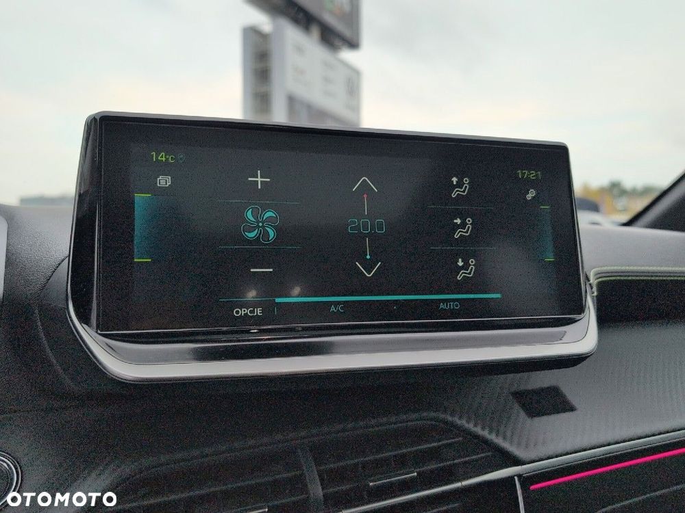 Peugeot 208 e-208 GT - 22