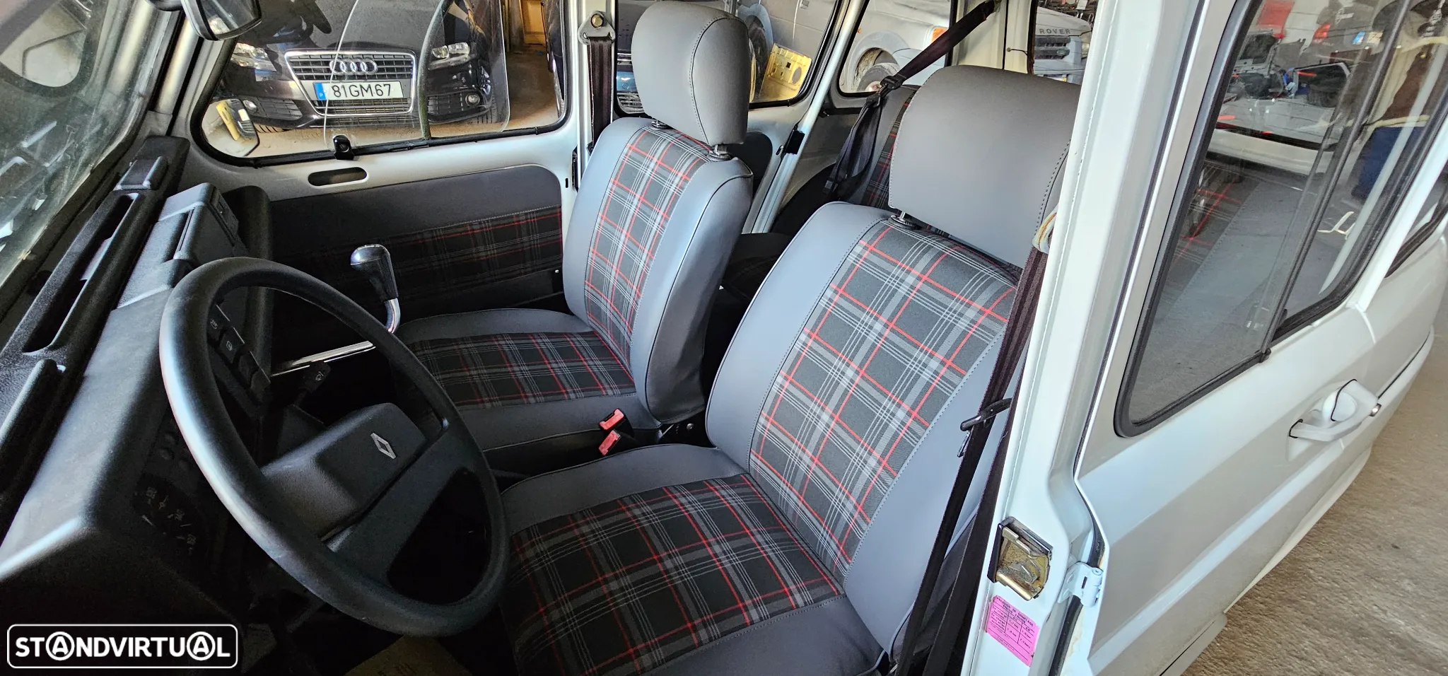 Renault 4 1.1 GTL - 8