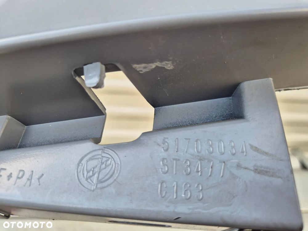 Błotnik prawy przód Lancia Ypsilon - 6