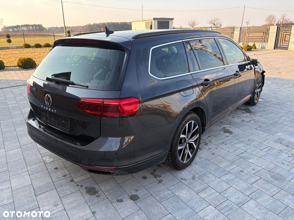 Volkswagen Passat 2.0 TDI EVO Business DSG - 8