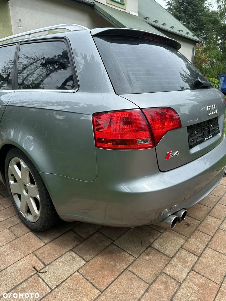 Audi A4 Avant 1.8T Quattro - 11