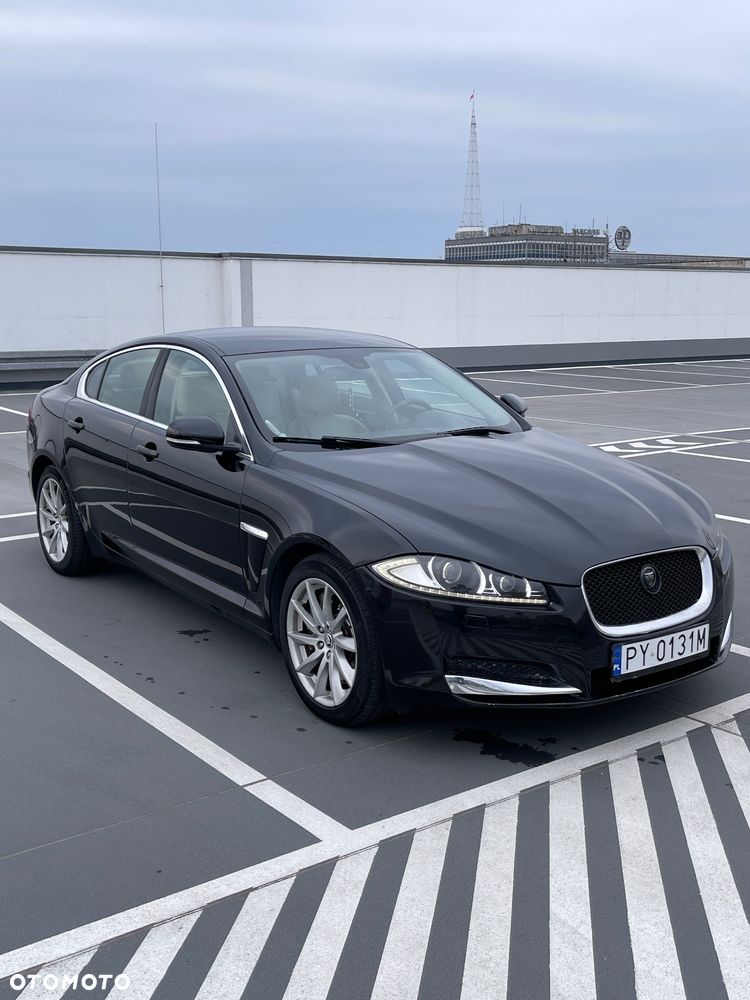 Jaguar XF 3.0 V6 D S Luxury - 9
