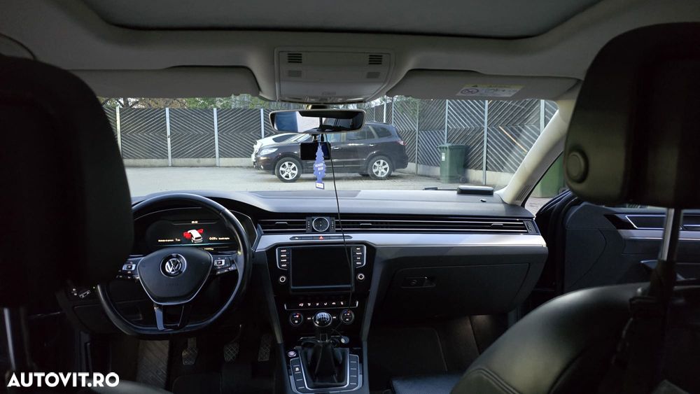 Volkswagen Passat 2.0 TDI (BlueMotion Technology) Comfortline - 15