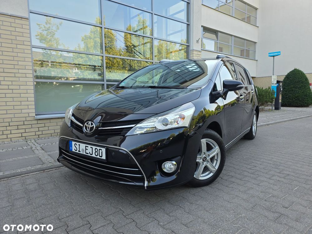 Toyota Verso - 1