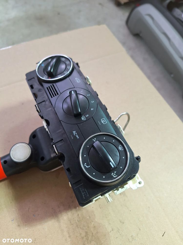Mercedes A-Klasa W169 W245 Panel klimatyzacji nawiewu A1698301385 - 3