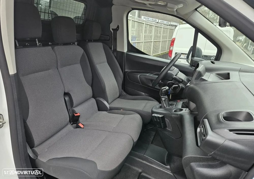Citroën Berlingo  1.5Hdi  Standart Pro 3Lug  AC TEL CC - 8