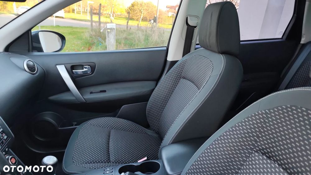 Nissan Qashqai 2.0 Visia - 9