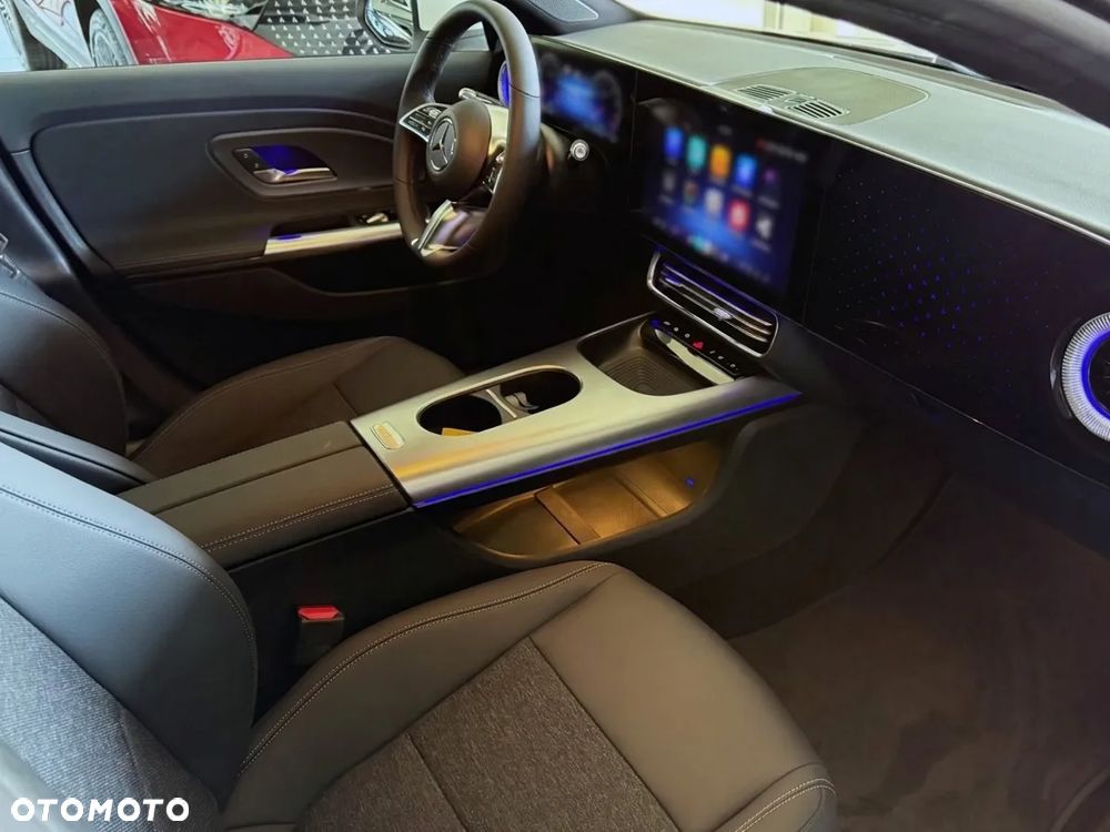 Mercedes-Benz CLA 180 mHEV 8G-DCT - 7