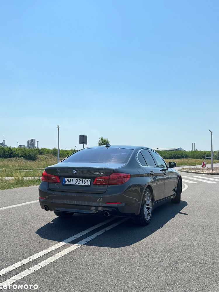 BMW Seria 5 520d - 6