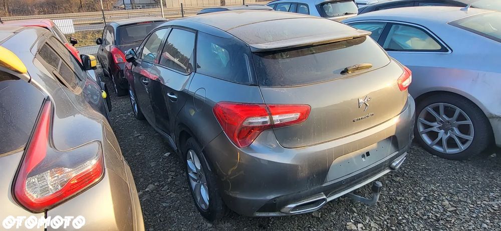 Citroën DS5 2.0 HDi Hybrid4 SportChic MCP - 2