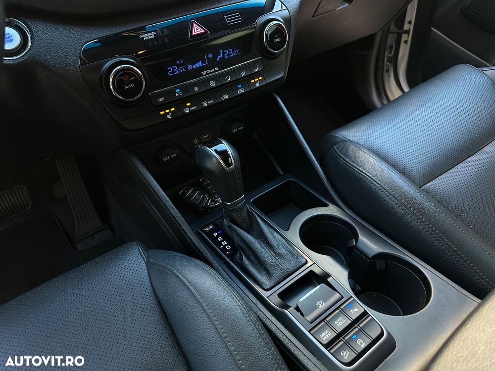 Hyundai Tucson blue 1.7 CRDi 2WD DCT Style - 17