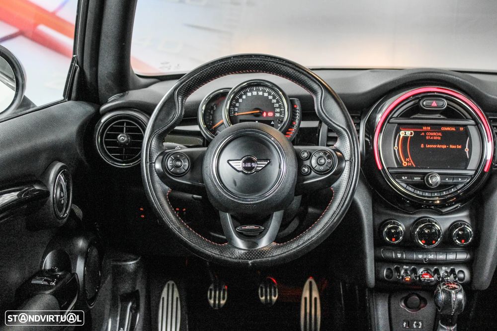 MINI 3 Portas Cooper D - 5