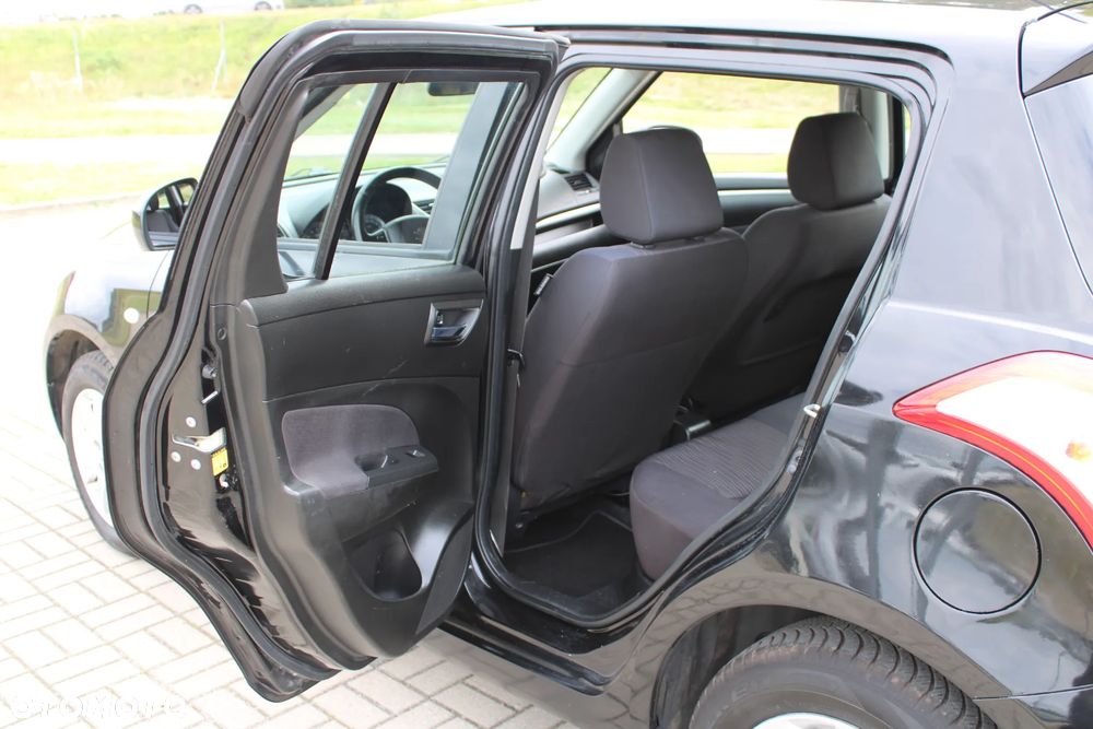 Suzuki Swift 1.2 4x4 Club - 19
