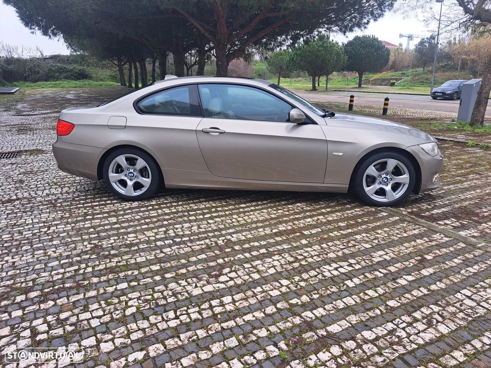 BMW 320 d Aut. Edition Exclusive - 10