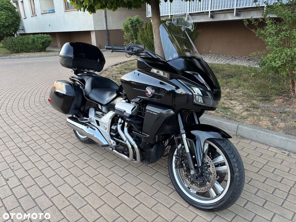 Honda CTX - 6