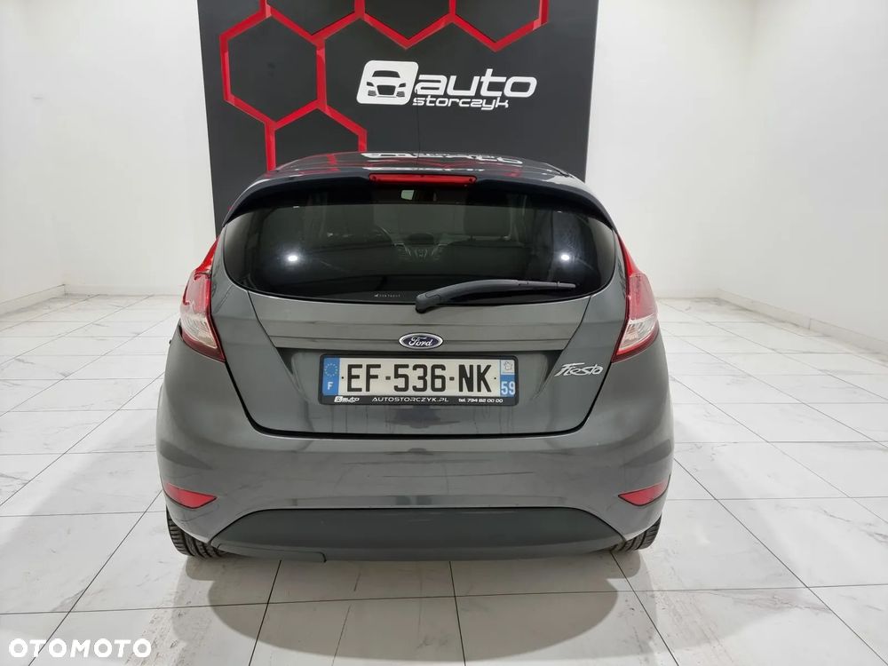 Ford Fiesta - 8