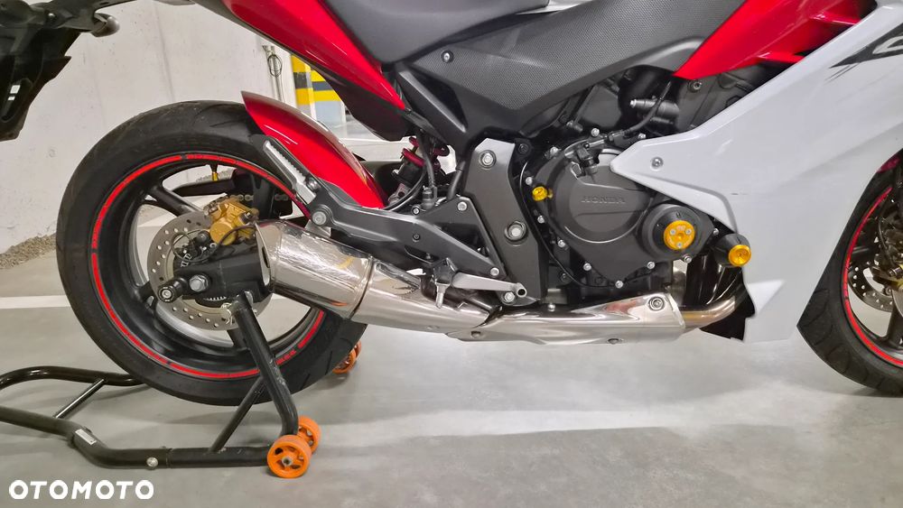 Honda CBR - 13