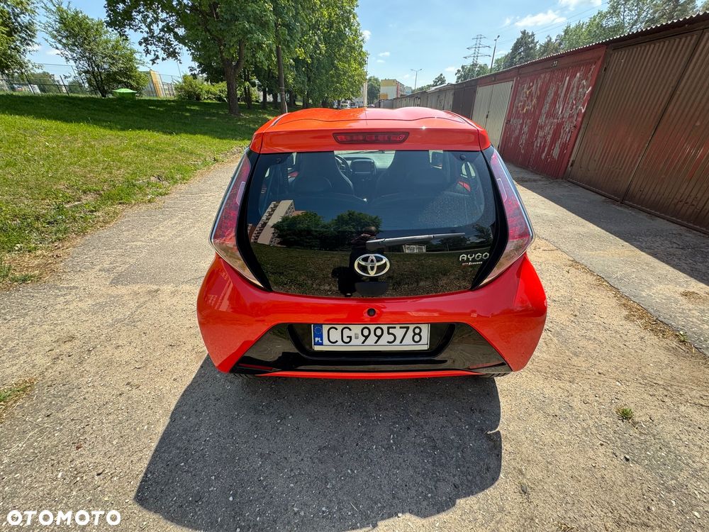 Toyota Aygo 1.0 VVT-i Sprint EU6 - 6