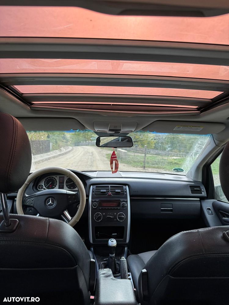 Mercedes-Benz B 200 - 7
