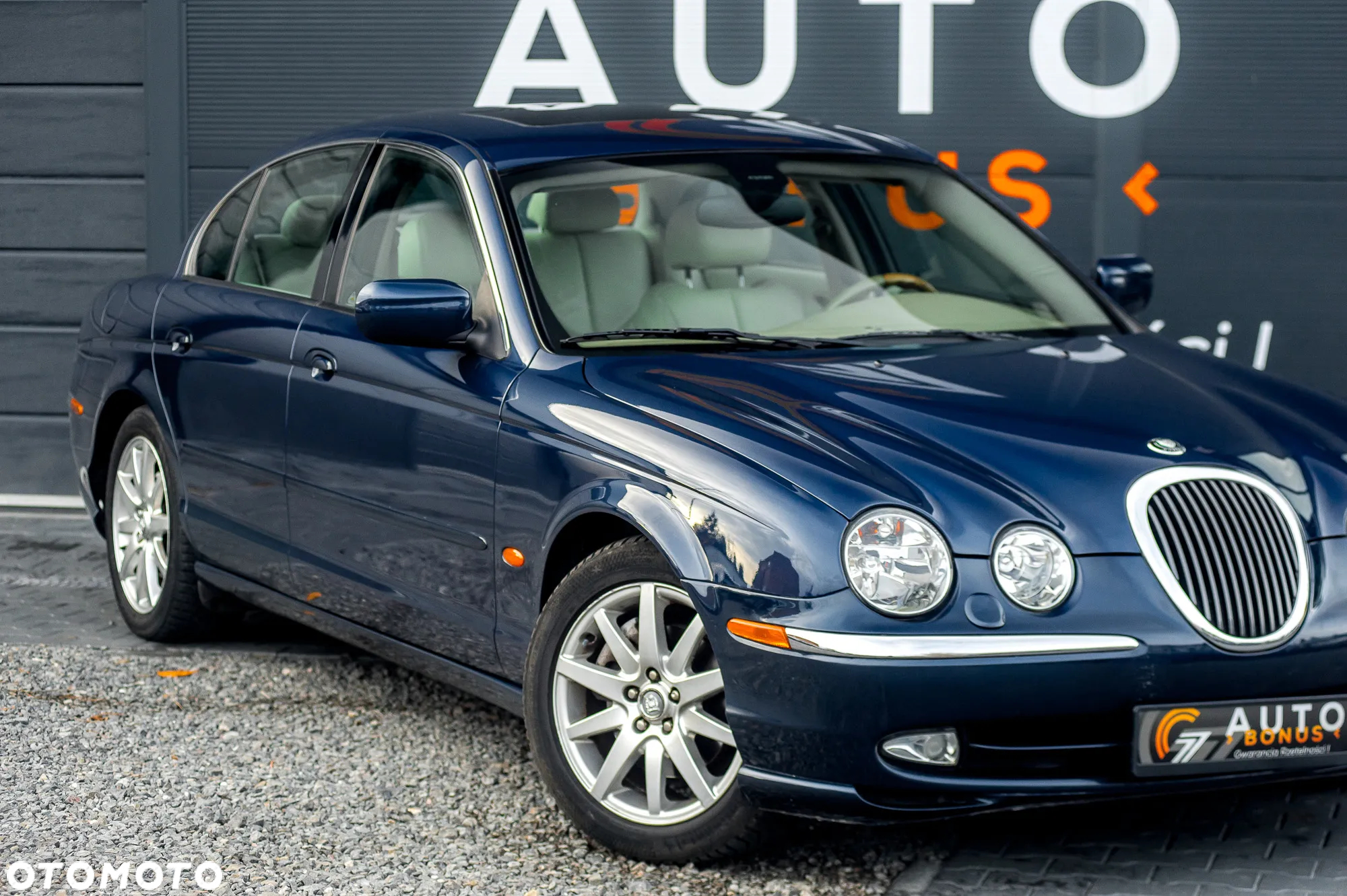 Jaguar S-Type 4.0 V8 - 3