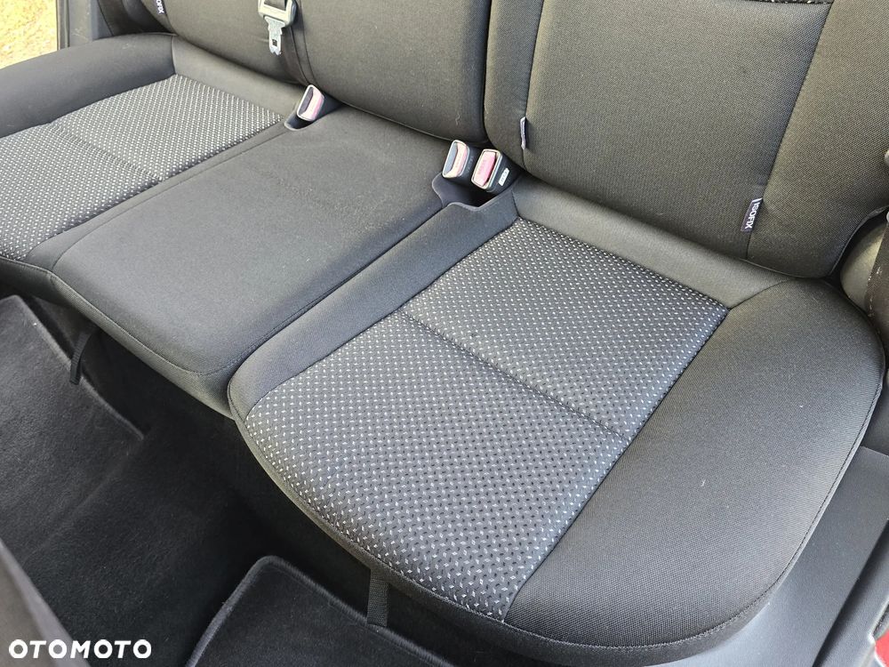 Hyundai i30 1.4 Classic + - 25