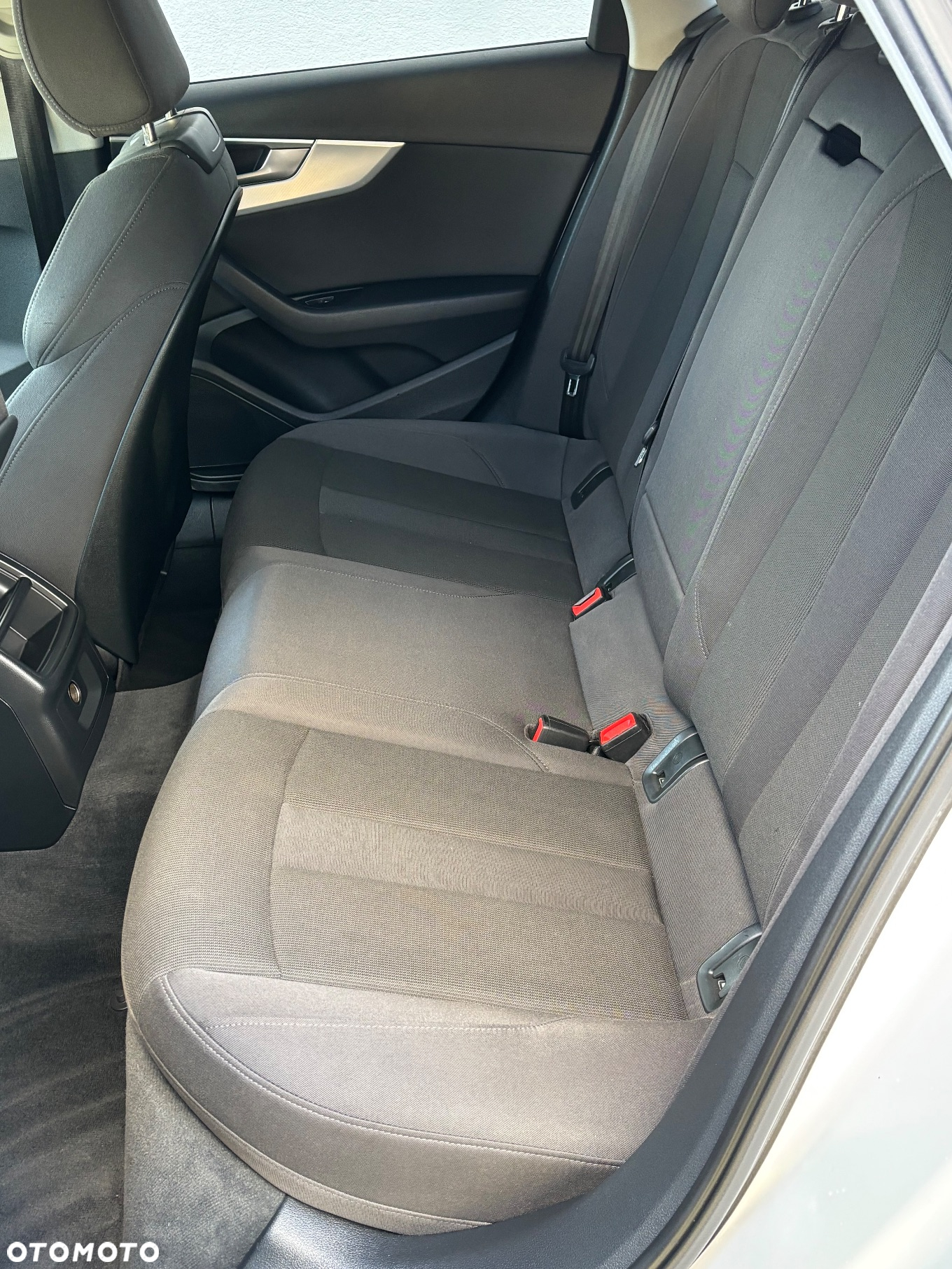 Audi A4 Avant 2.0 TDI S tronic - 29
