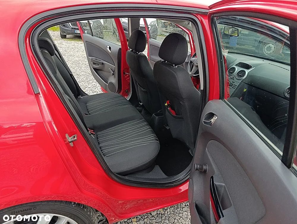 Opel Corsa 1.4 16V Sport - 21
