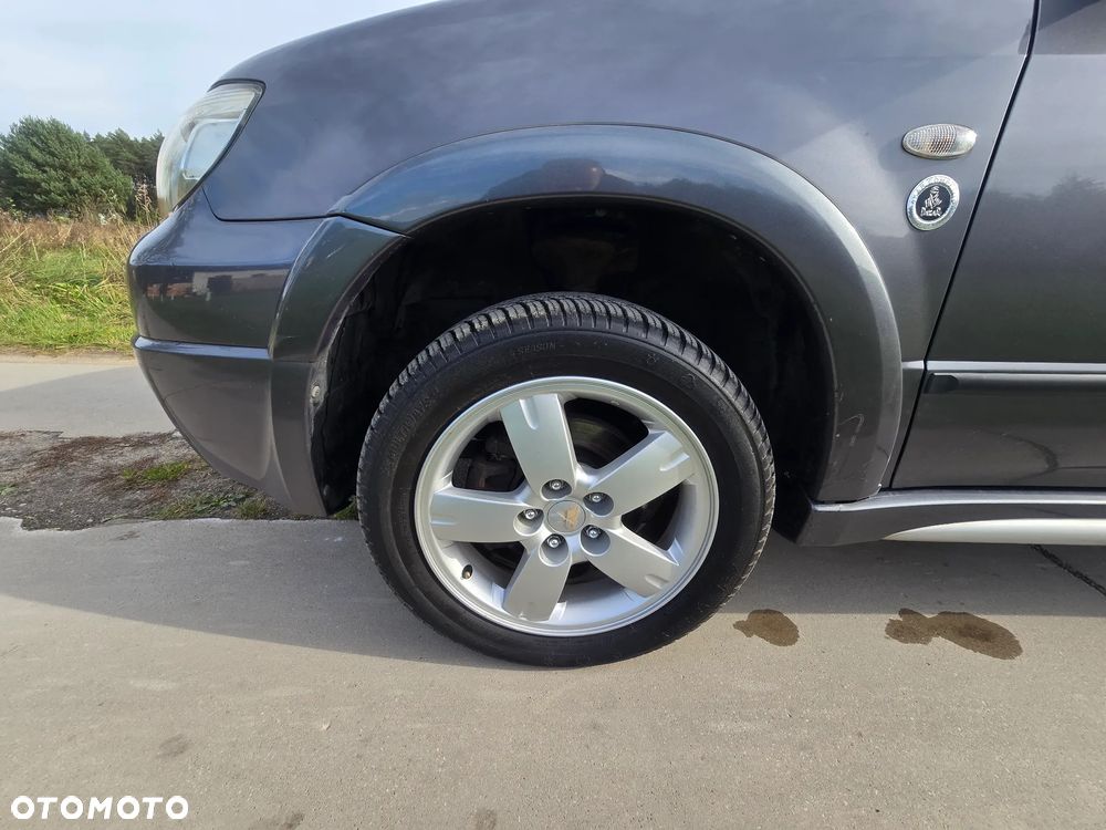 Mitsubishi Outlander - 23