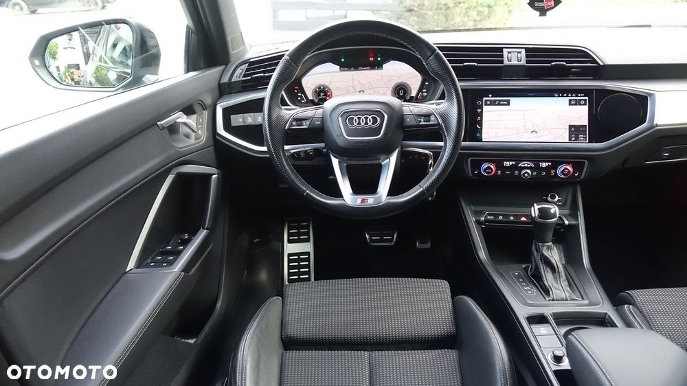 Audi Q3 Sportback - 34