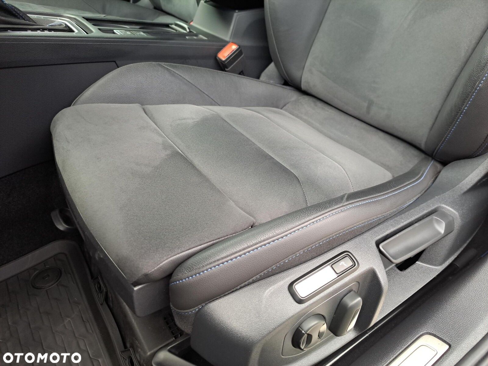 Volkswagen Arteon 2.0 TSI 4Motion R DSG - 16
