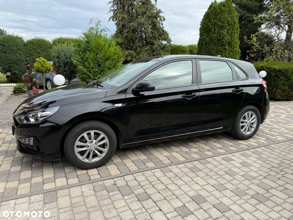 Hyundai i30 1.5 DPI Classic + - 3