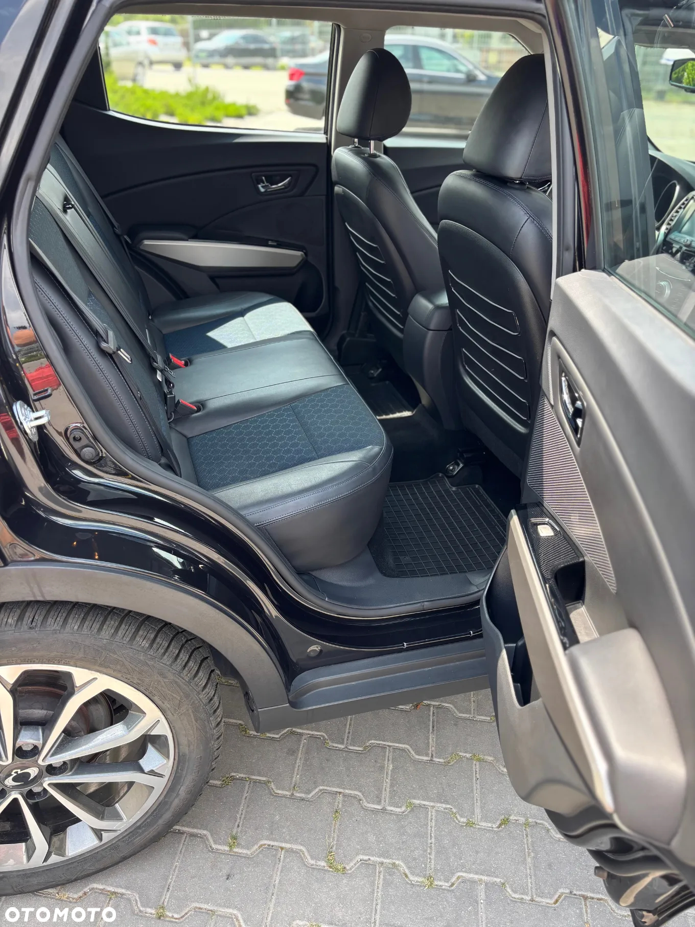SsangYong/KGM Tivoli 1.6 D Quartz 4x4 - 12