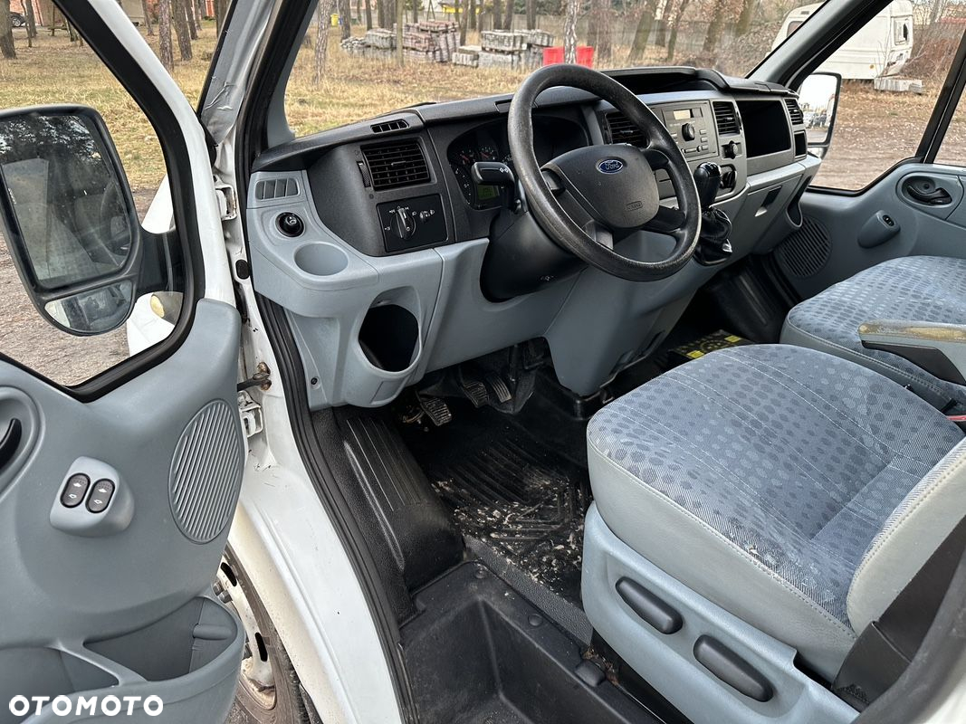Ford Transit Tourneo - 15