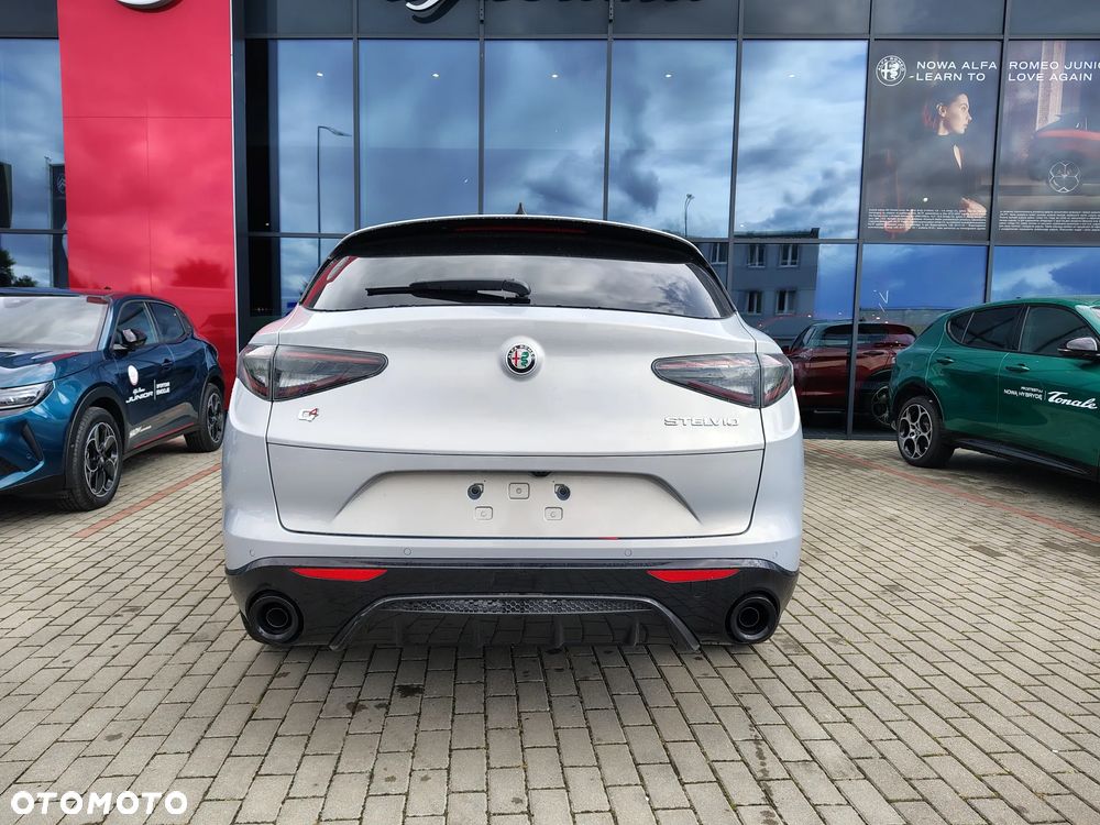 Alfa Romeo Stelvio 2.0 Turbo Veloce Q4 - 3
