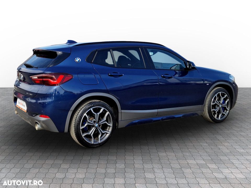 BMW X2 xDrive20i AT - 7