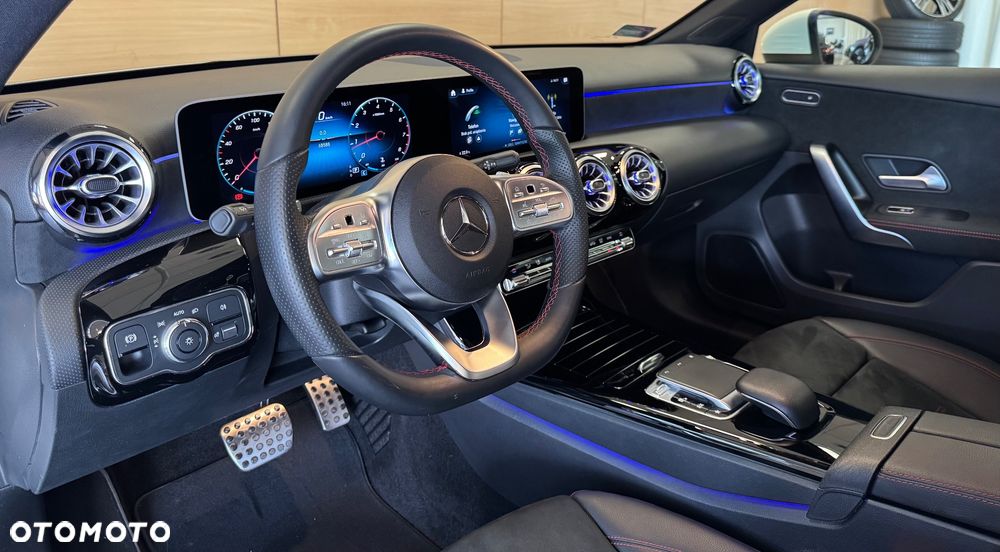 Mercedes-Benz Klasa A 200 AMG Line 7G-DCT - 11