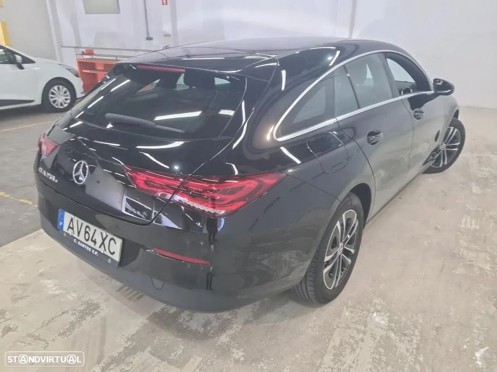 Mercedes-Benz CLA 250 e Shooting Brake Style Plus - 3
