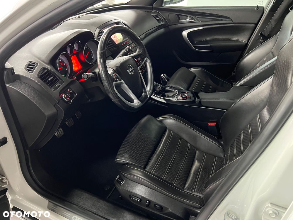 Opel Insignia - 14