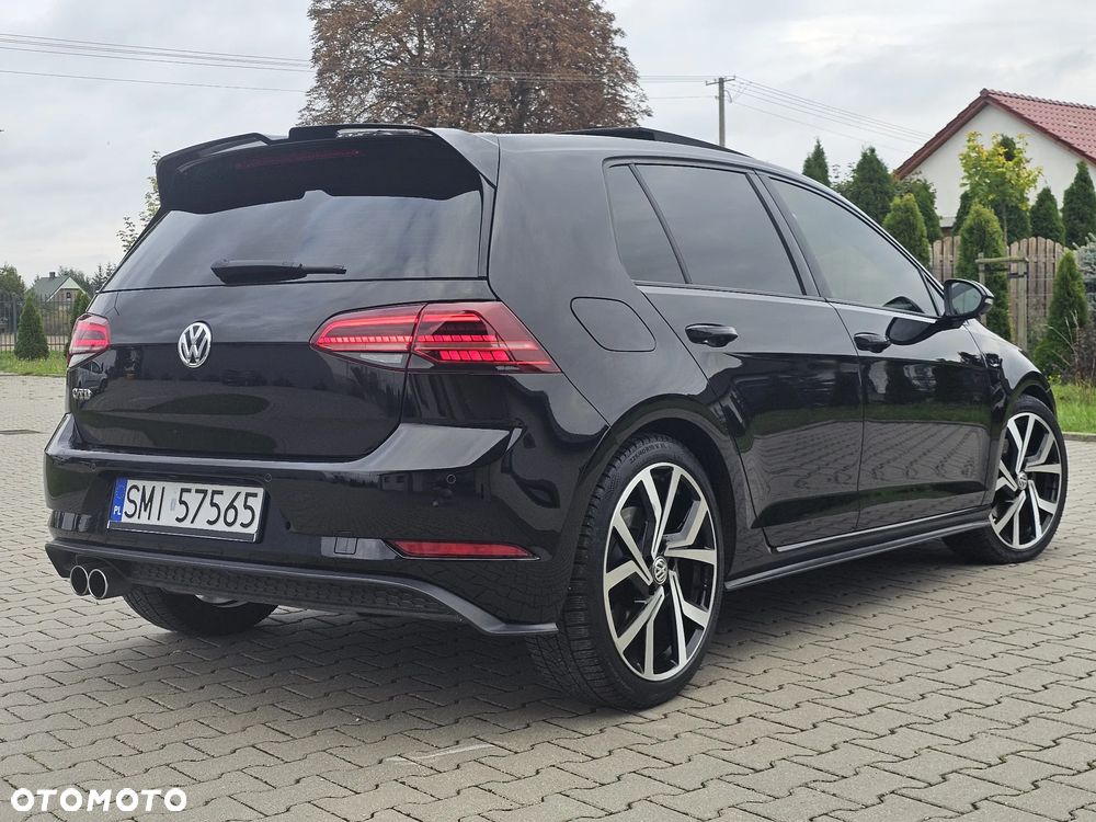 Volkswagen Golf - 4
