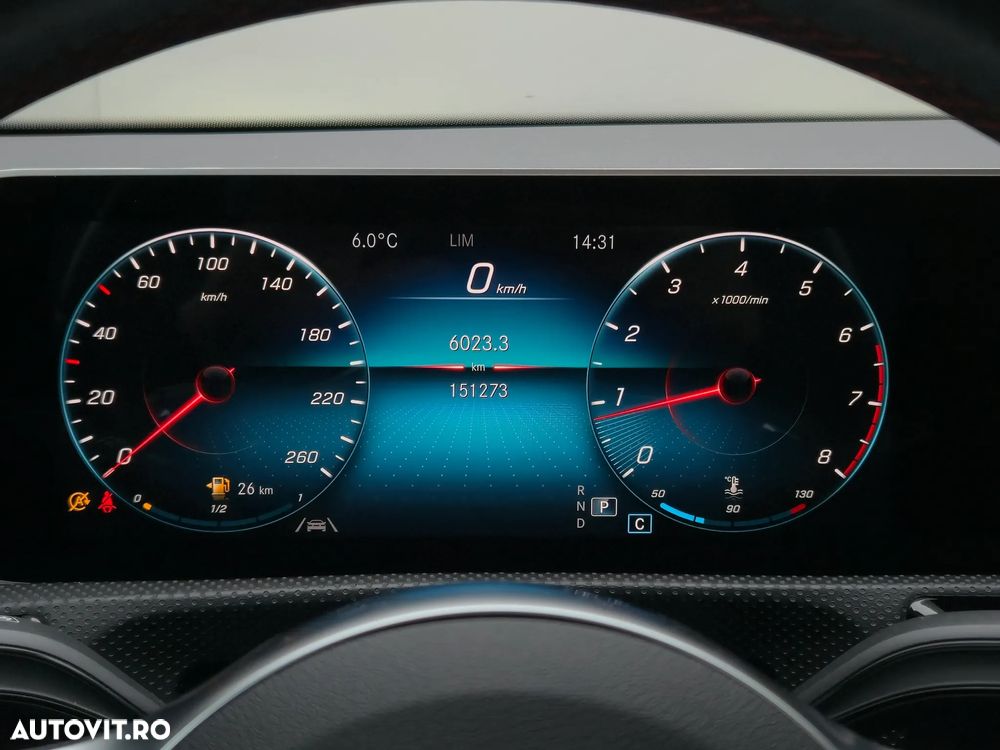 Mercedes-Benz A 200 7G-DCT AMG Line - 13