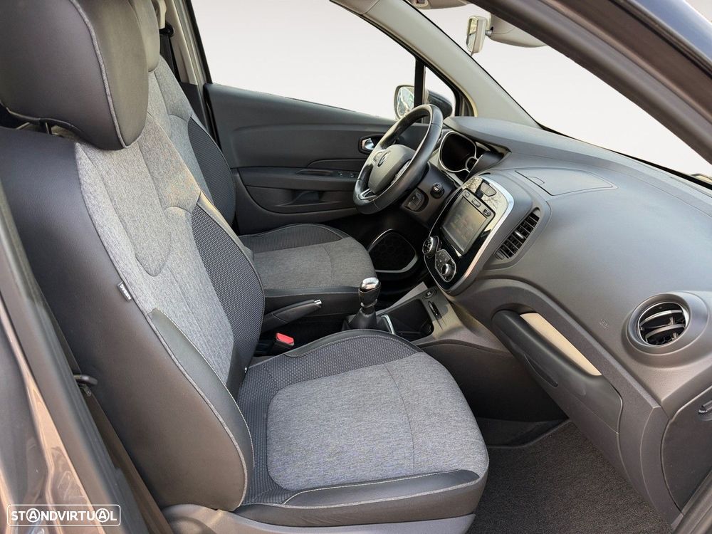 Renault Captur 1.2 TCe Initiale Paris - 15