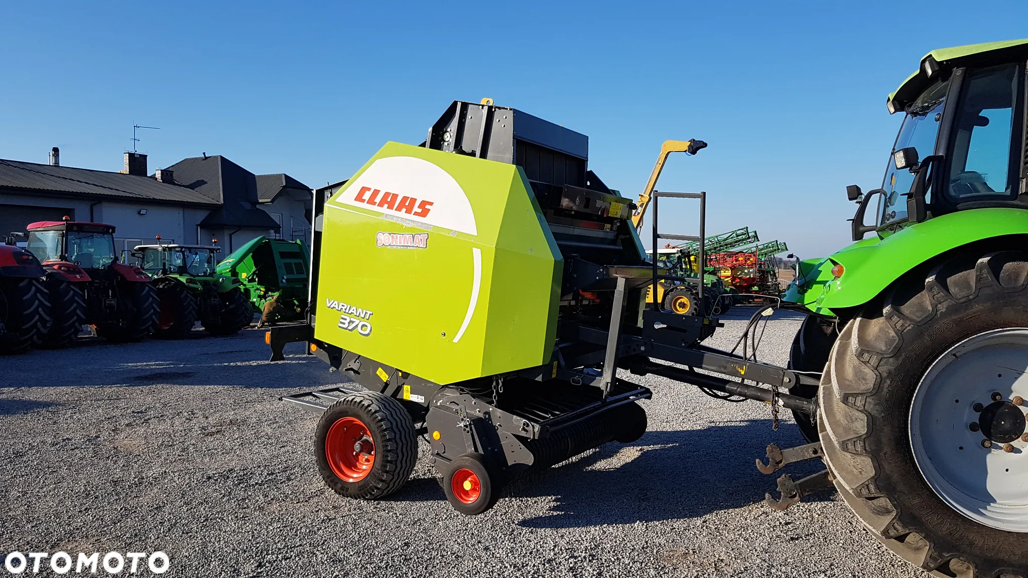 Claas VARIANT 370 - 17