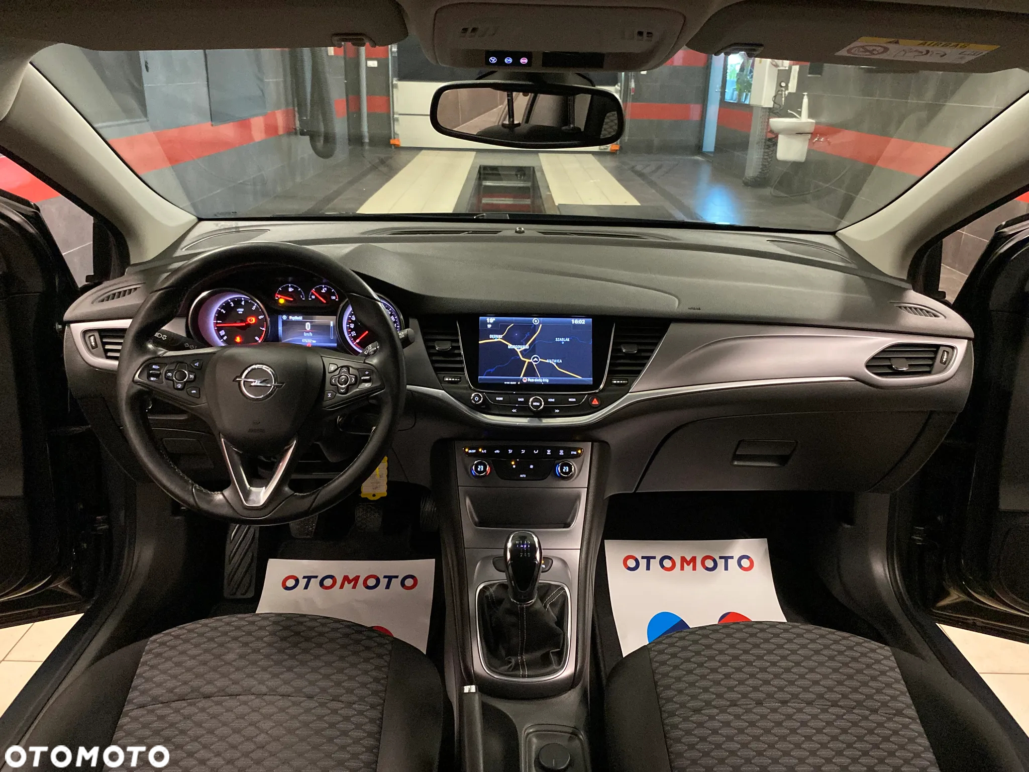 Opel Astra V 1.4 T Dynamic - 22