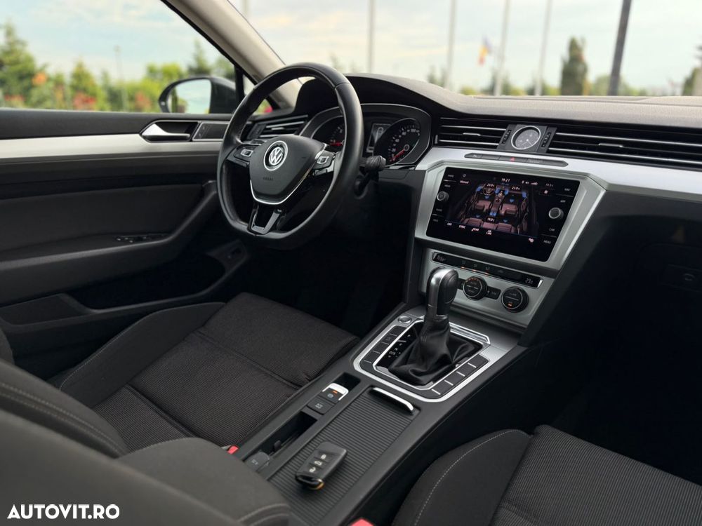 Volkswagen Passat 2.0 TDI DSG Comfortline - 7