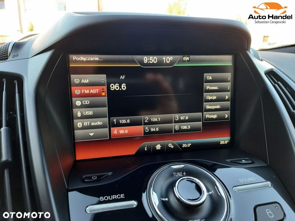 Ford Kuga 1.5 EcoBoost 2x4 Titanium - 19